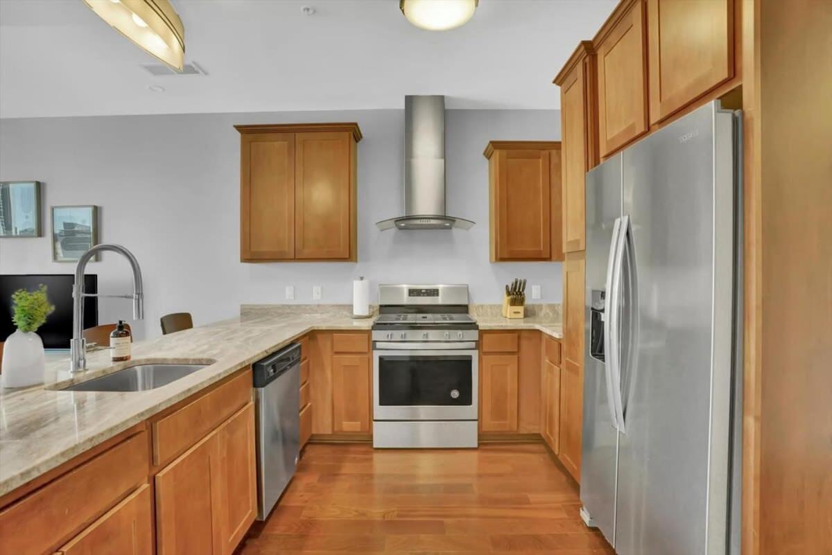 Cozysuites Spacious 2Br, Ppg Paints Arena, Pitts Pittsburgh Exterior photo